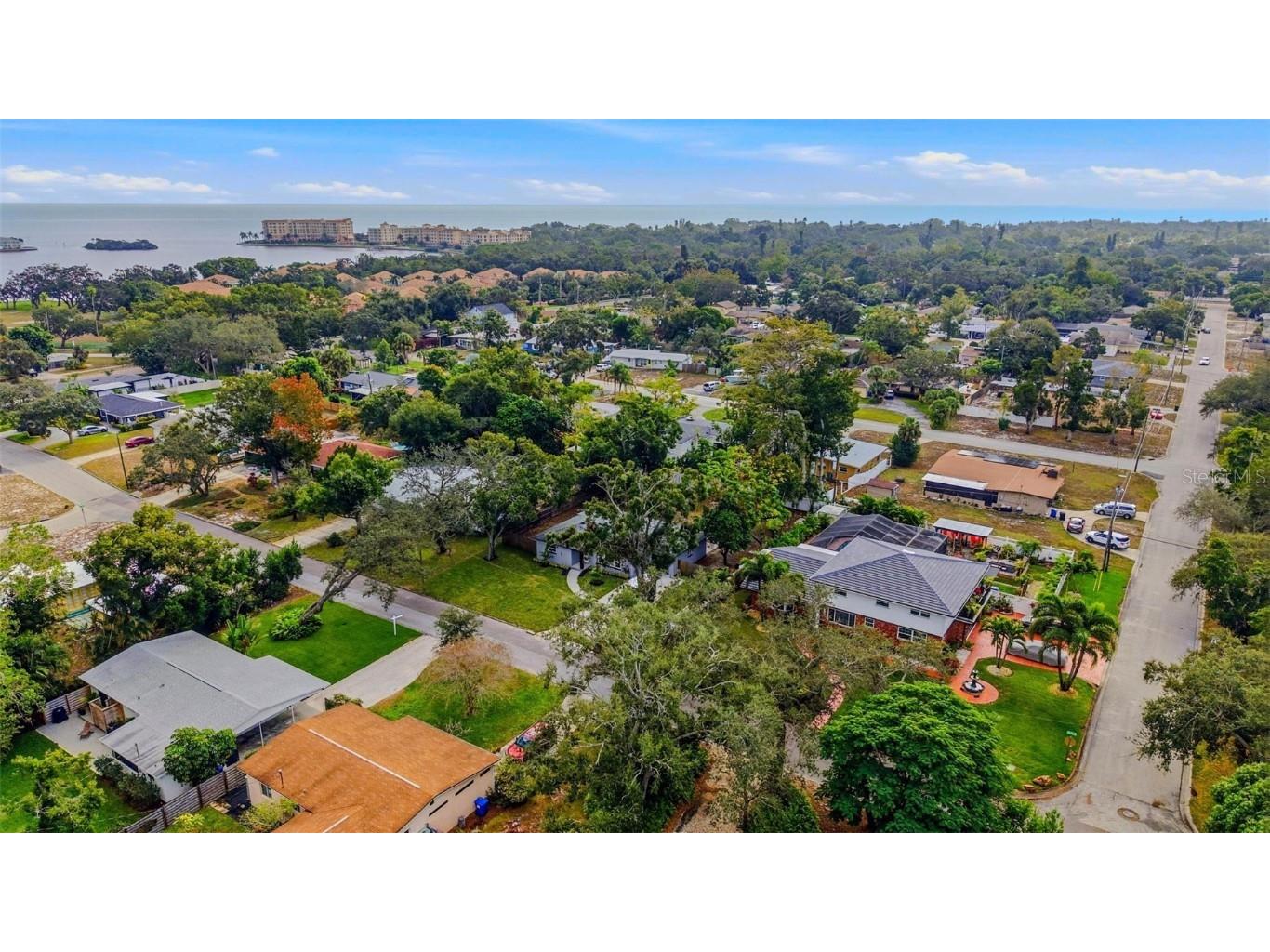 524 50th Avenue S Saint Petersburg FL 33705 TB8455781 image56