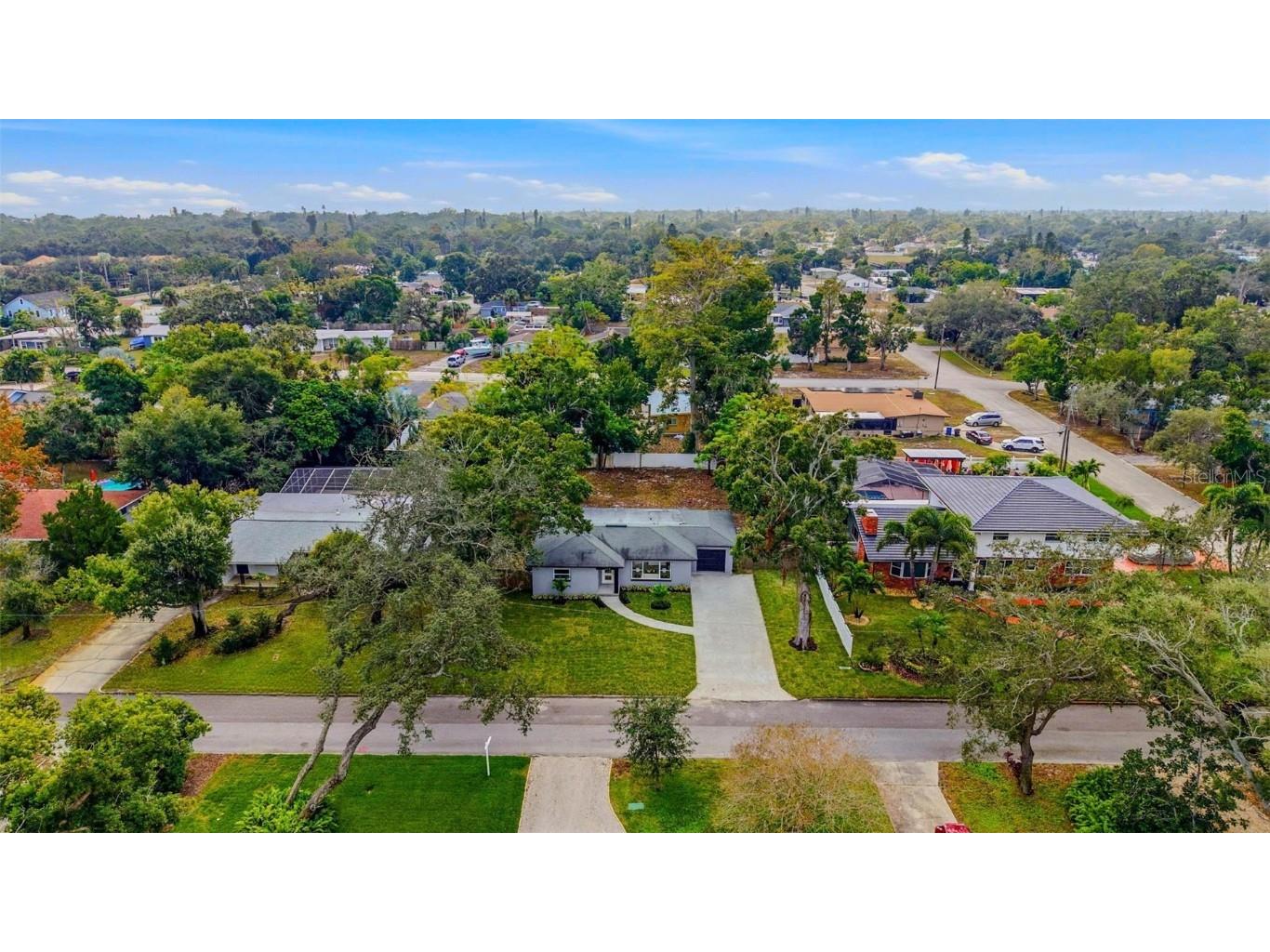 524 50th Avenue S Saint Petersburg FL 33705 TB8455781 image57