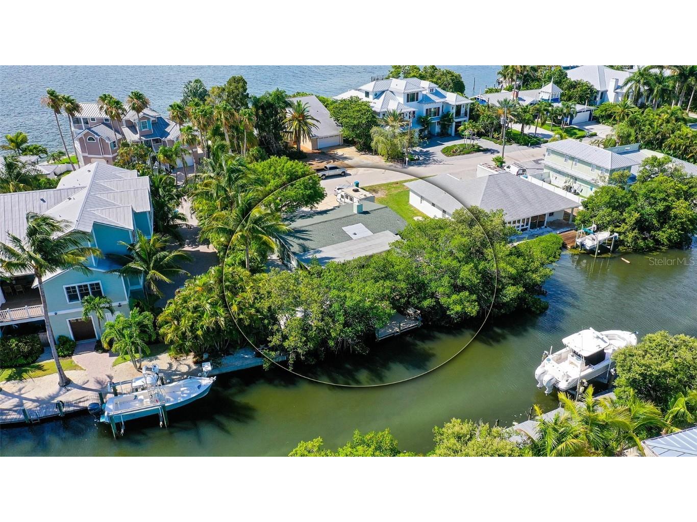 524 56th Street Holmes Beach FL 34217 A4614652 image1