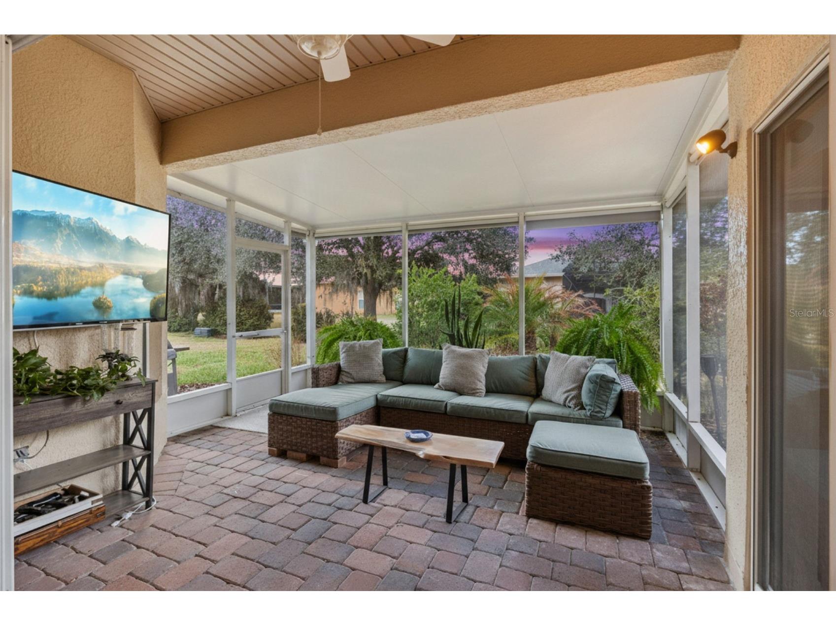 524 Barcelona Drive Poinciana FL 34759 G5108779 image3