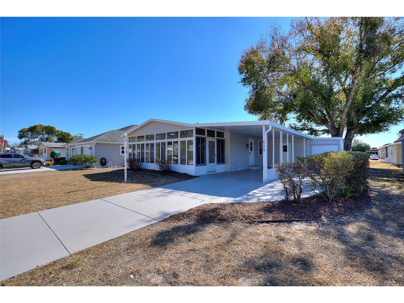 524 Bonita Drive Lady Lake FL 32159 A4683423 image1