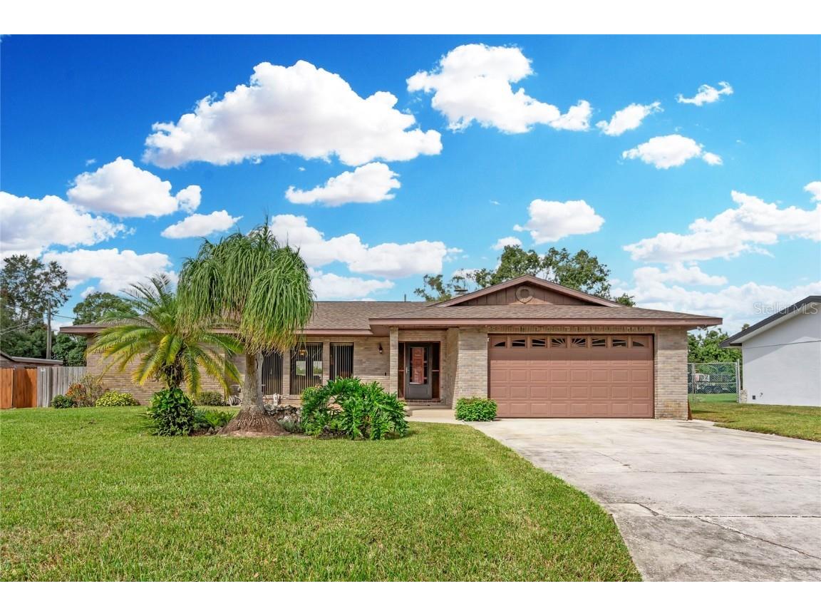 524 Coleman Drive W Winter Haven FL 33884 P4932556 image1