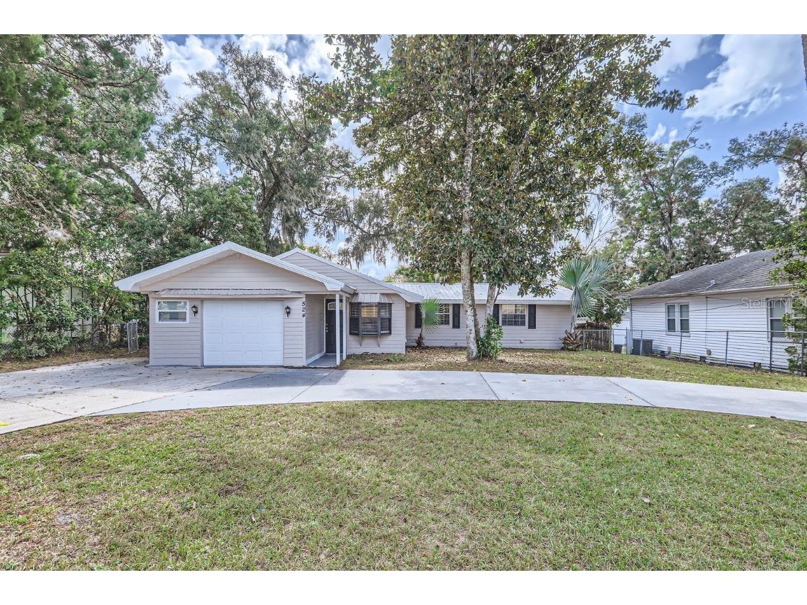 524 E Church Street Deland FL 32724 O6252354 image1
