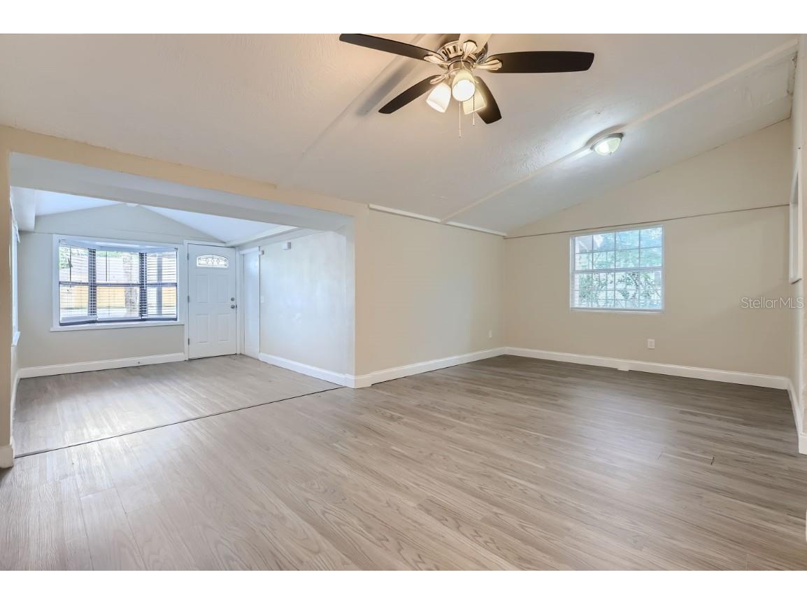 524 E Church Street Deland FL 32724 O6252354 image11