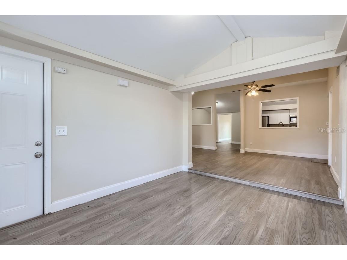 524 E Church Street Deland FL 32724 O6252354 image4