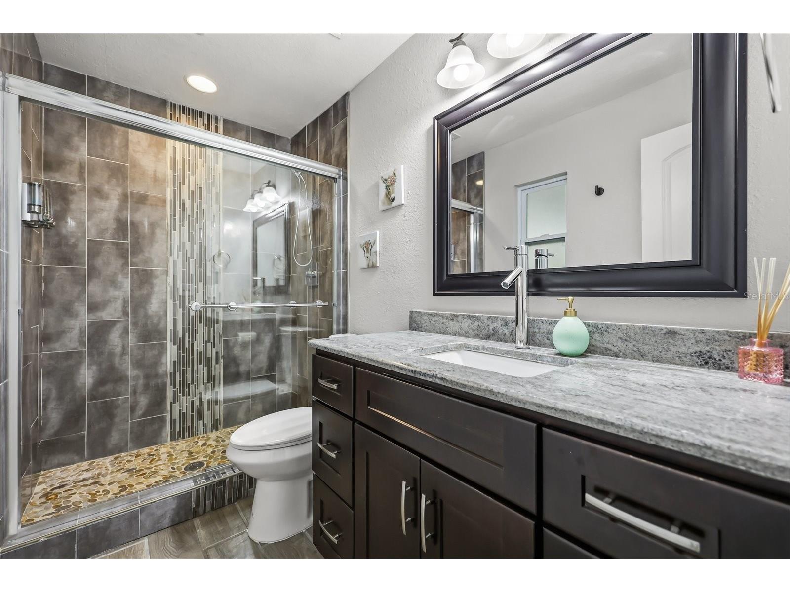 524 E Hillcrest Street Altamonte Springs FL 32701 O6405175 image16