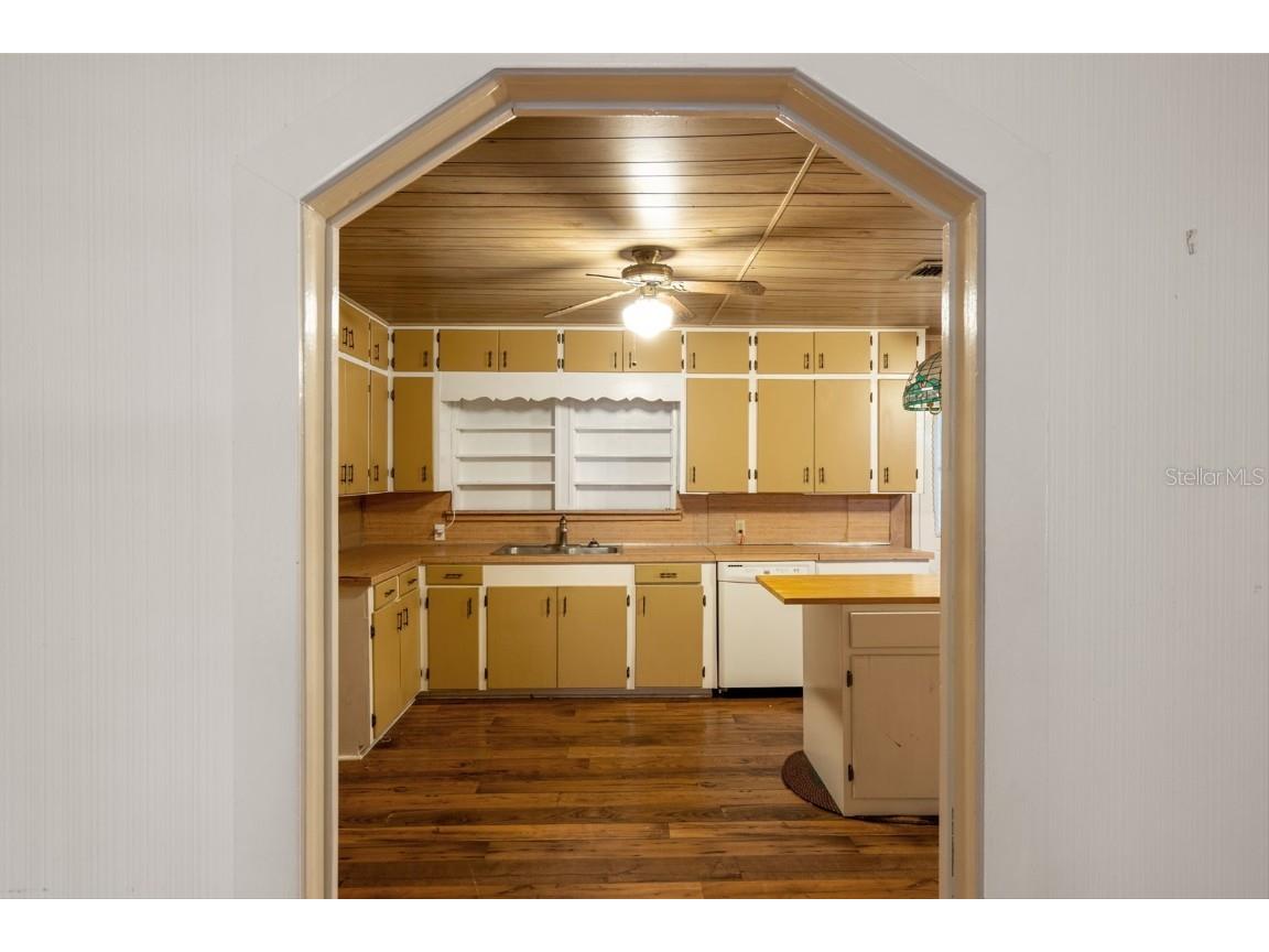 524 East Avenue Brooksville FL 34601 TB8446382 image19