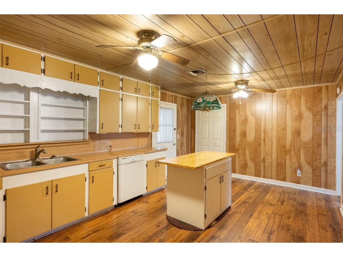 524 East Avenue Brooksville FL 34601 TB8446382 image23