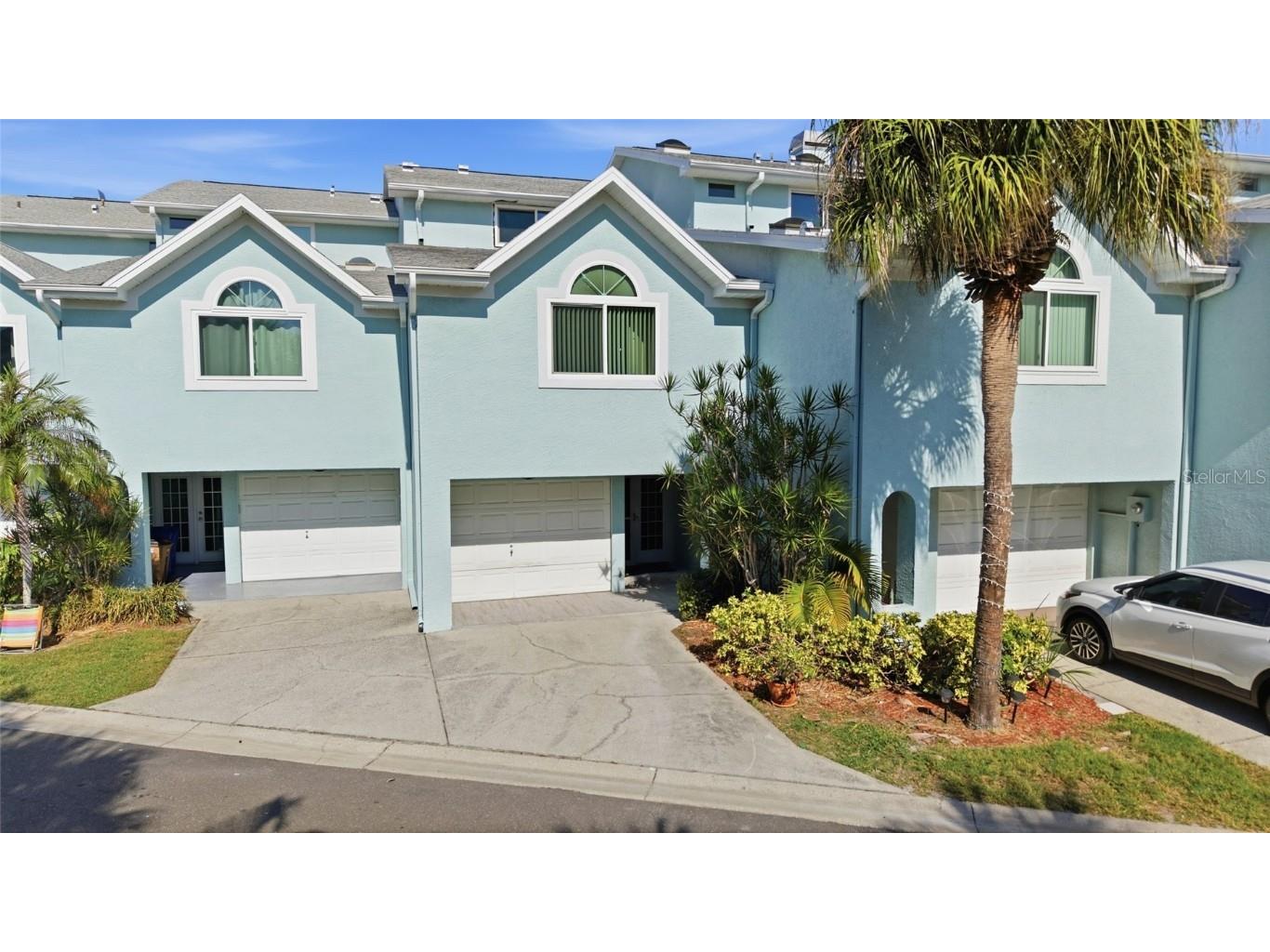 524 Garland Circle Indian Rocks Beach FL 33785 TB8444882 image2