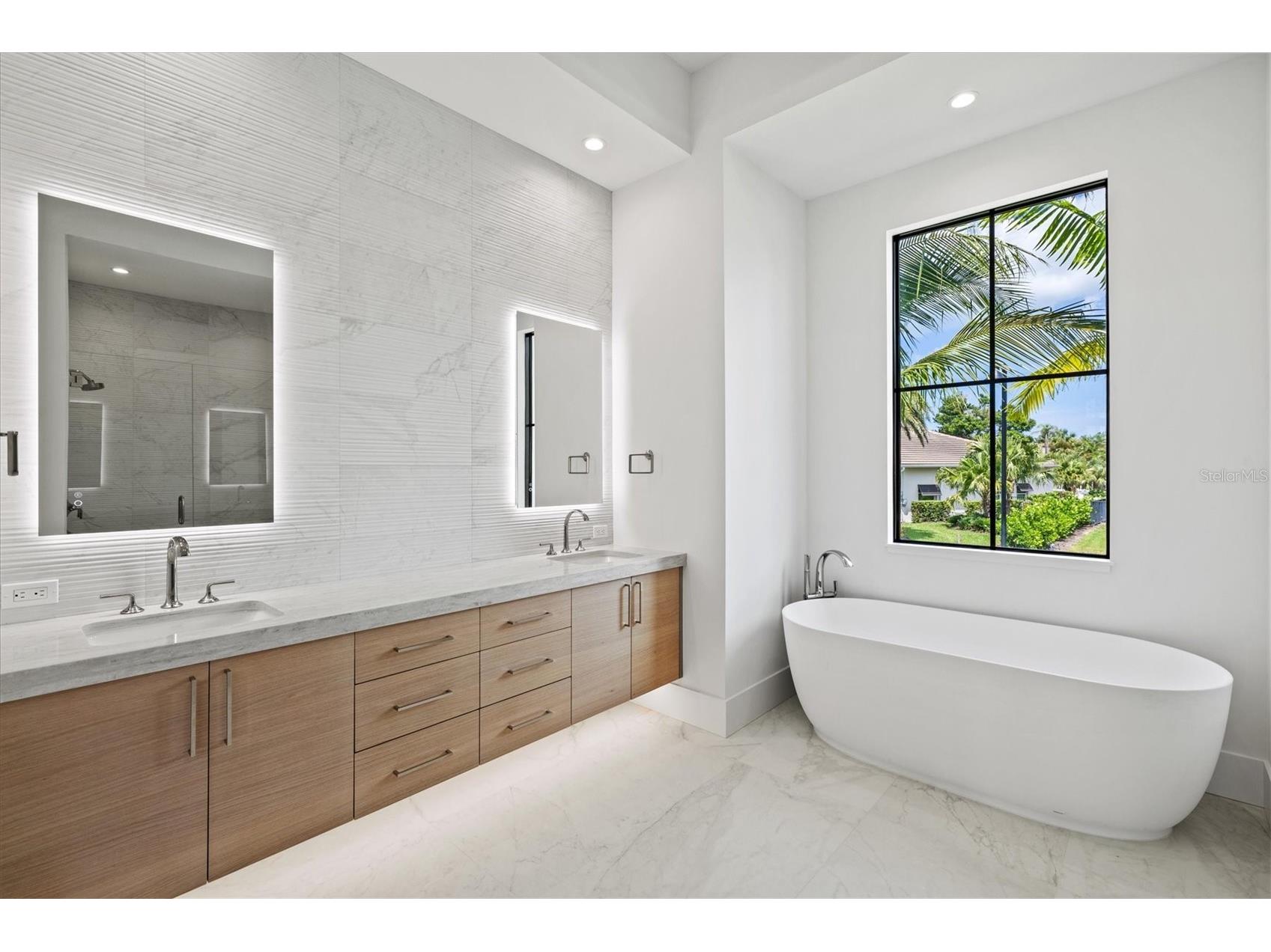 524 Halyard Ln Longboat Key FL 34228 A4663499 image37