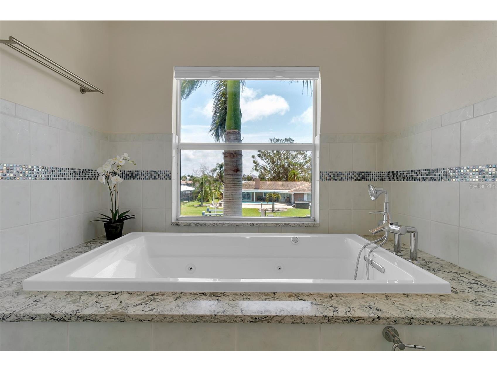524 Hornblower Lane Longboat Key FL 34228 - SARASOTA BAY A4692210 image43