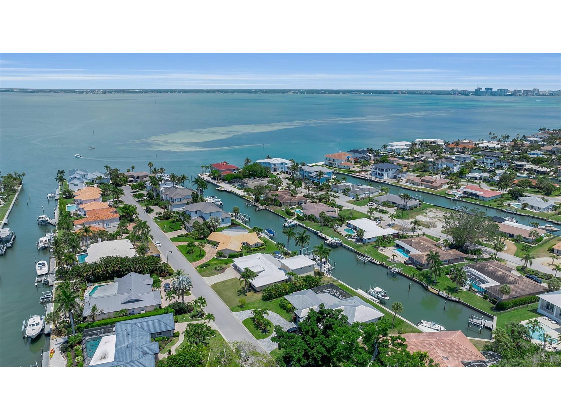 524 Hornblower Lane Longboat Key FL 34228 - SARASOTA BAY A4692210 image8