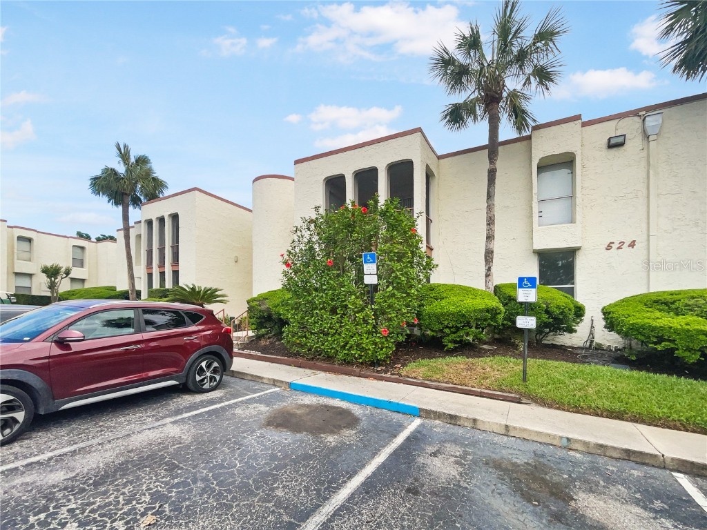 524 Orange Drive #22 Altamonte Springs FL 32701 O6298725 image1