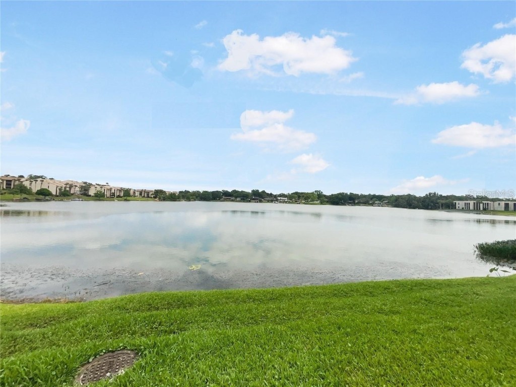 524 Orange Drive #22 Altamonte Springs FL 32701 - LAKE ORIENTA O6372280 image3