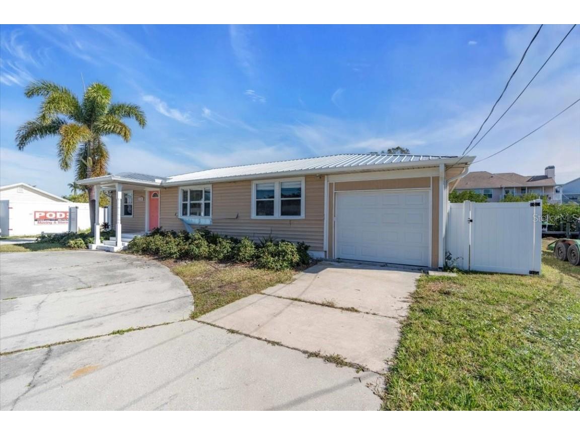524 Palm Avenue Ellenton FL 34222 A4662245 image6