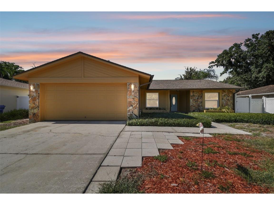 524 Sandy Creek Drive Brandon FL 33511 T3510598 image1