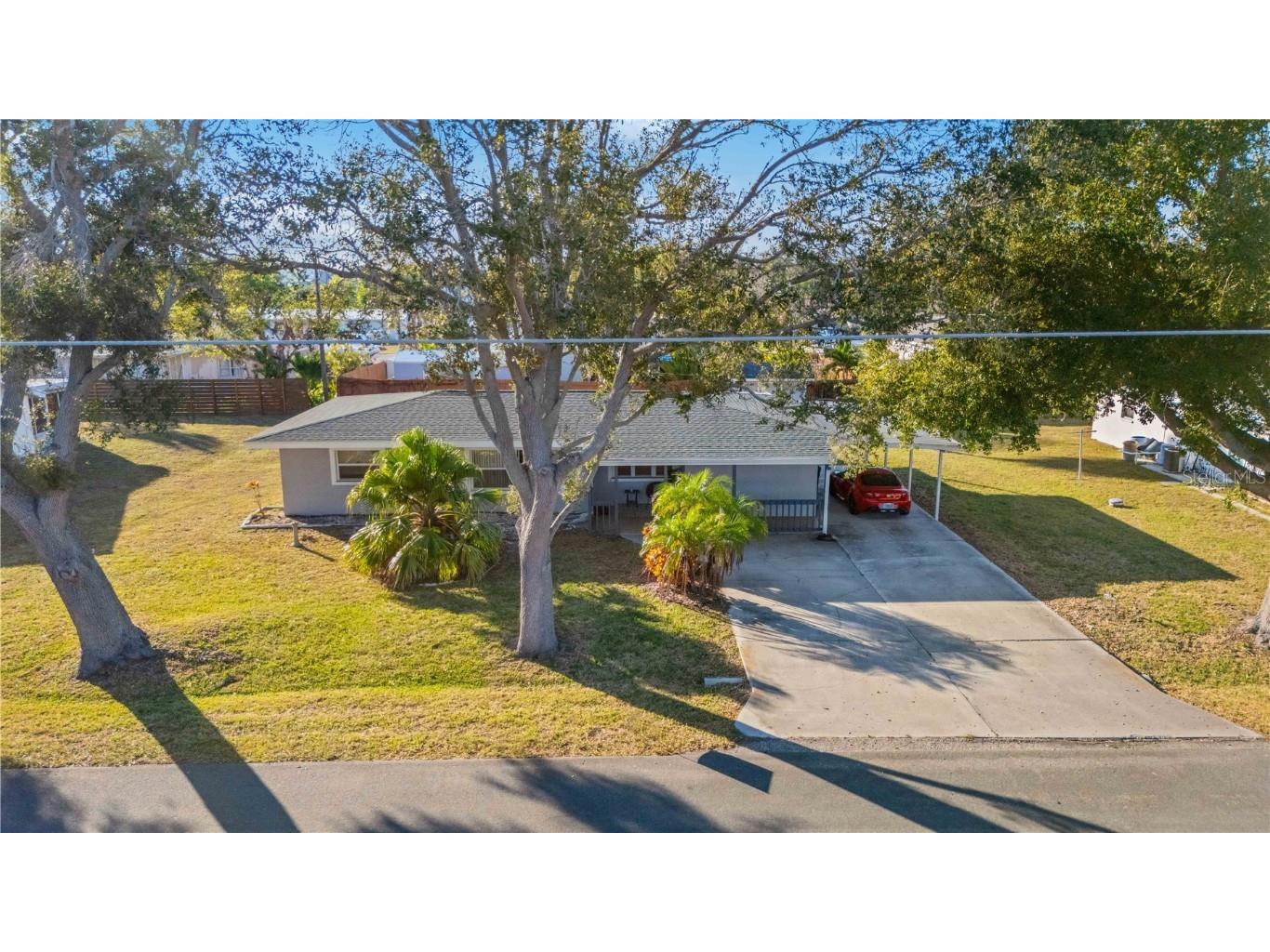 524 Sarabay Road Osprey FL 34229 A4676179 image1