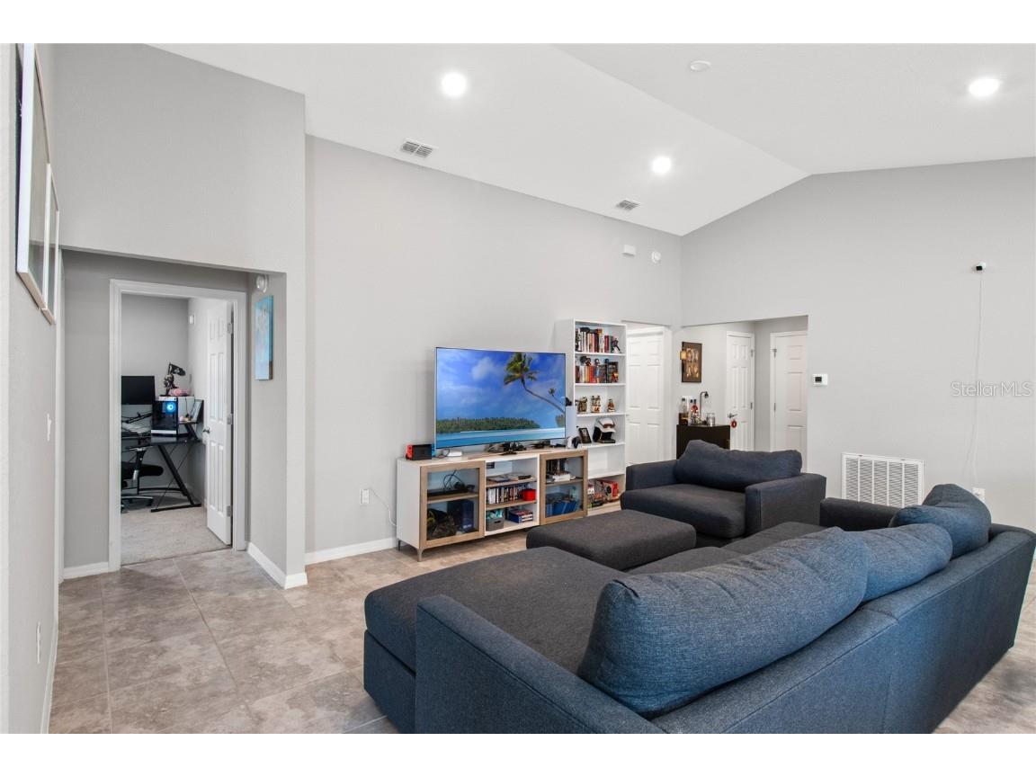 524 Scenic Bluff Boulevard Lake Wales FL 33853 TB8327879 image11