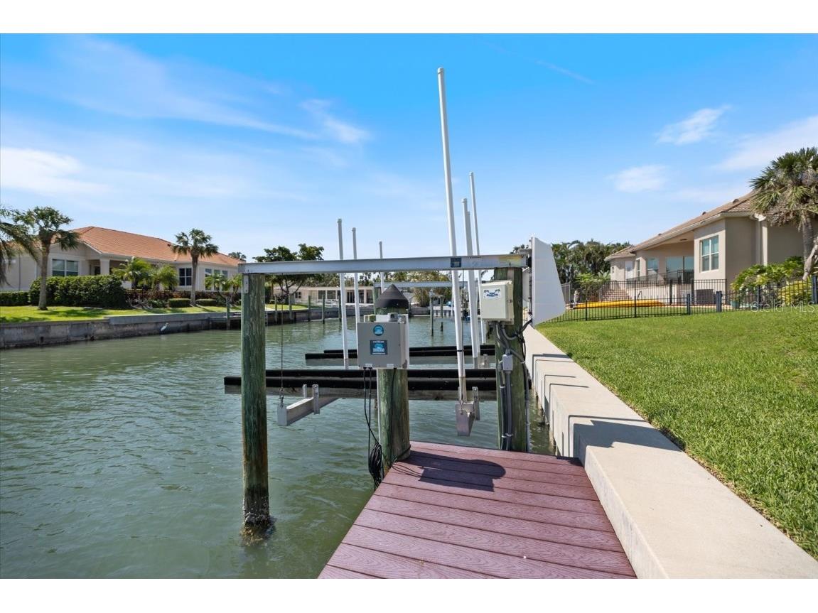524 Schooner Lane Longboat Key FL 34228 A4648699 image35