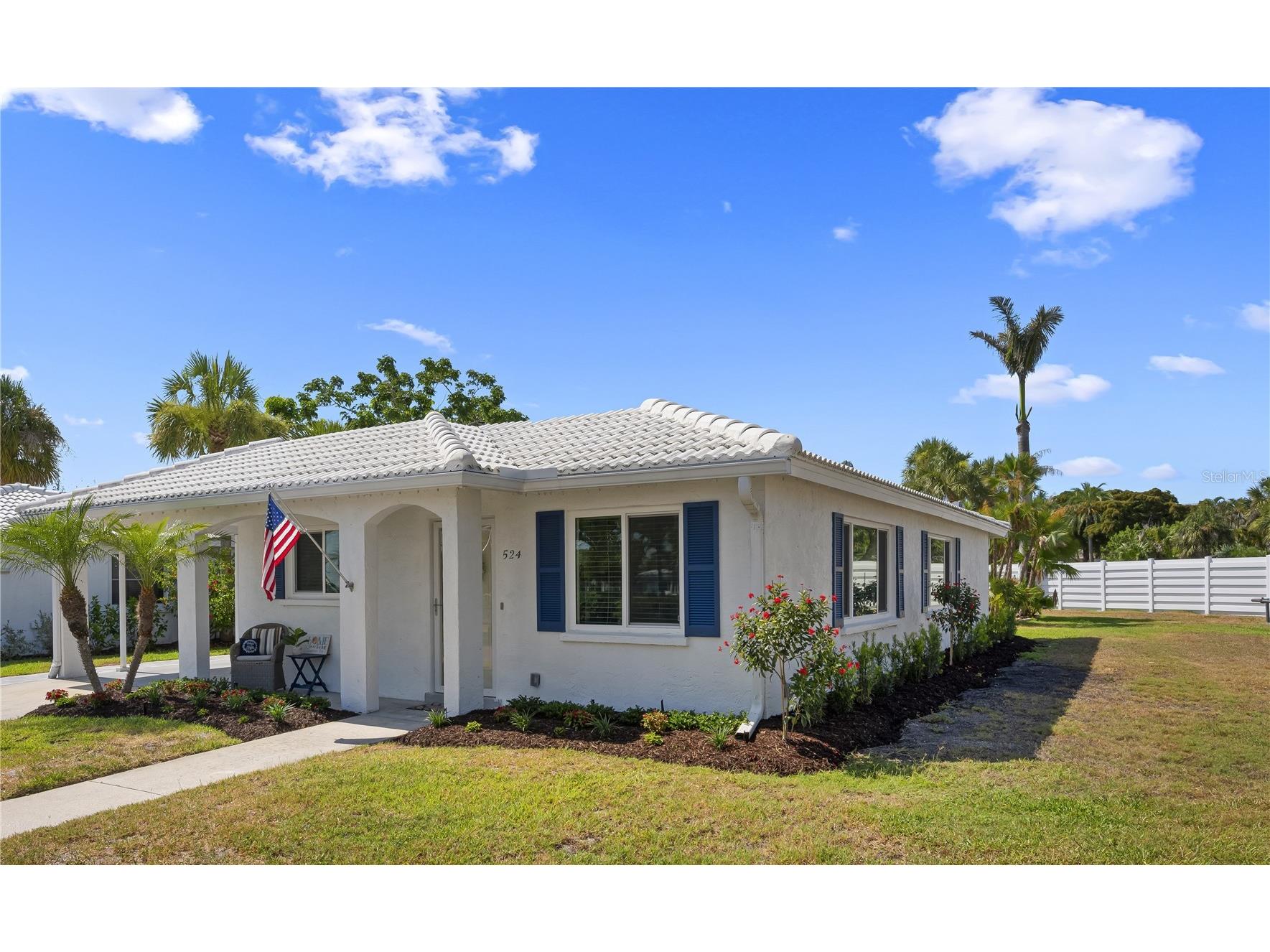 524 Spanish Drive S #125 Longboat Key FL 34228 - GULF OF AMERICA SARASOTA BAY A4698047 image2