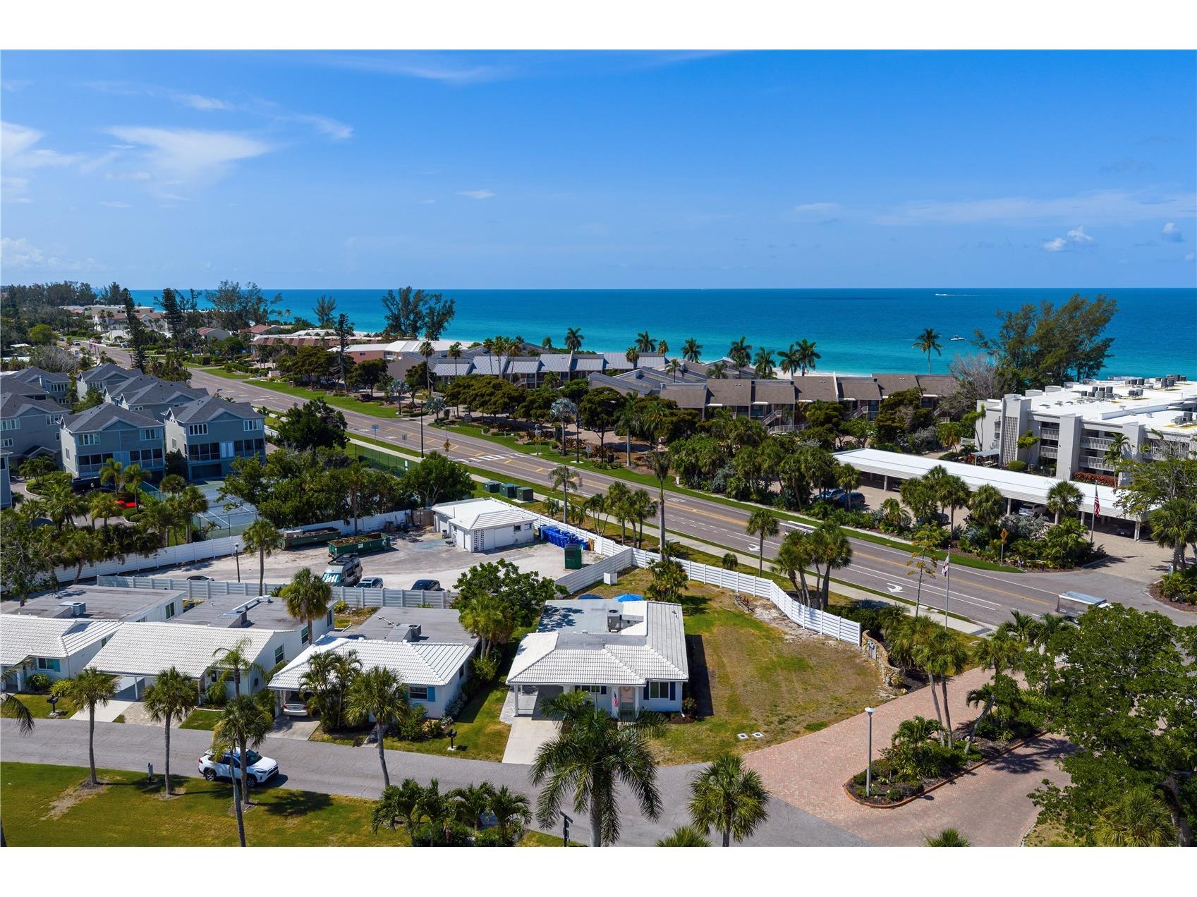 524 Spanish Drive S #125 Longboat Key FL 34228 - GULF OF AMERICA SARASOTA BAY A4698047 image35
