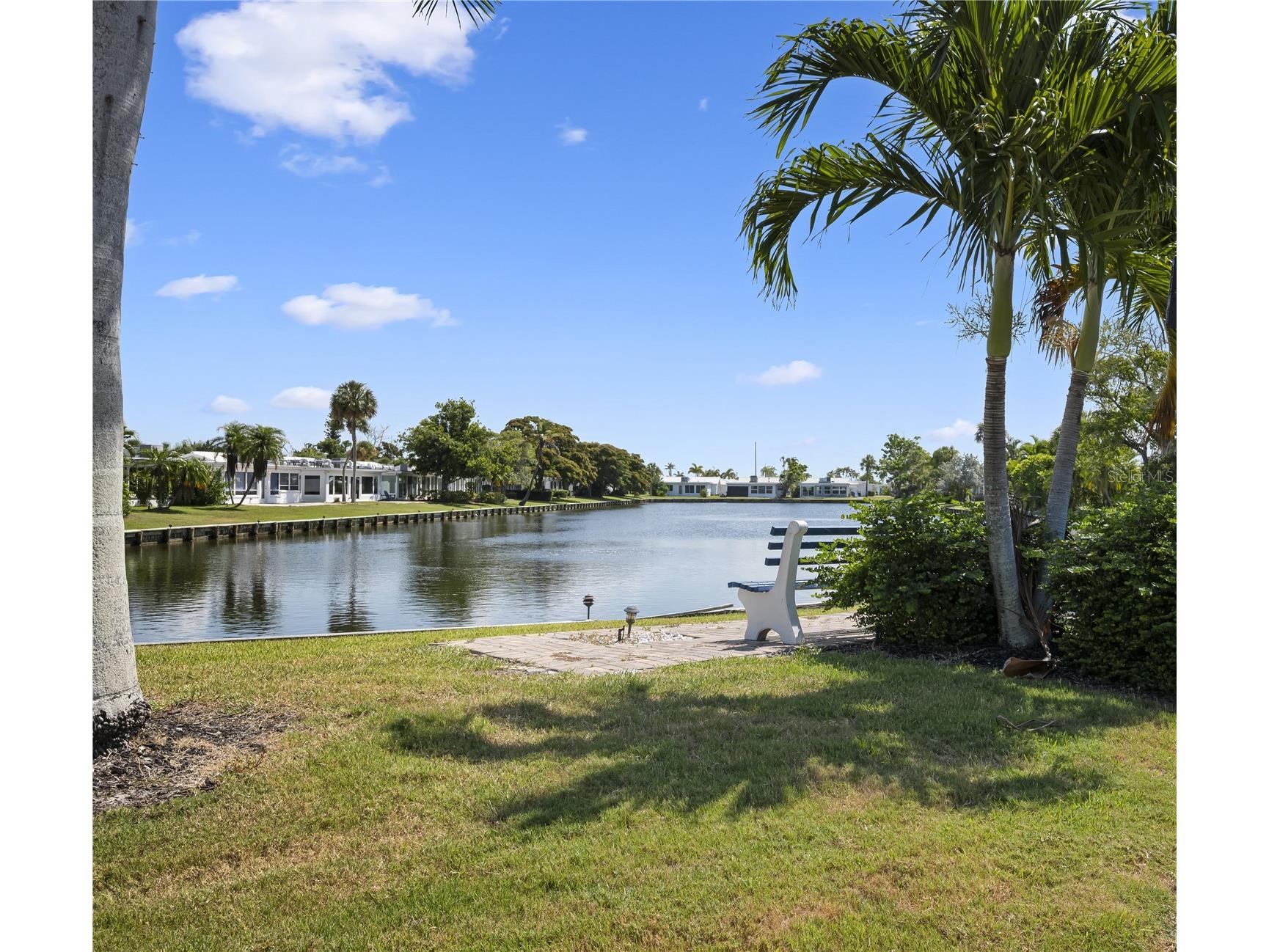 524 Spanish Drive S #125 Longboat Key FL 34228 - GULF OF AMERICA SARASOTA BAY A4698047 image4