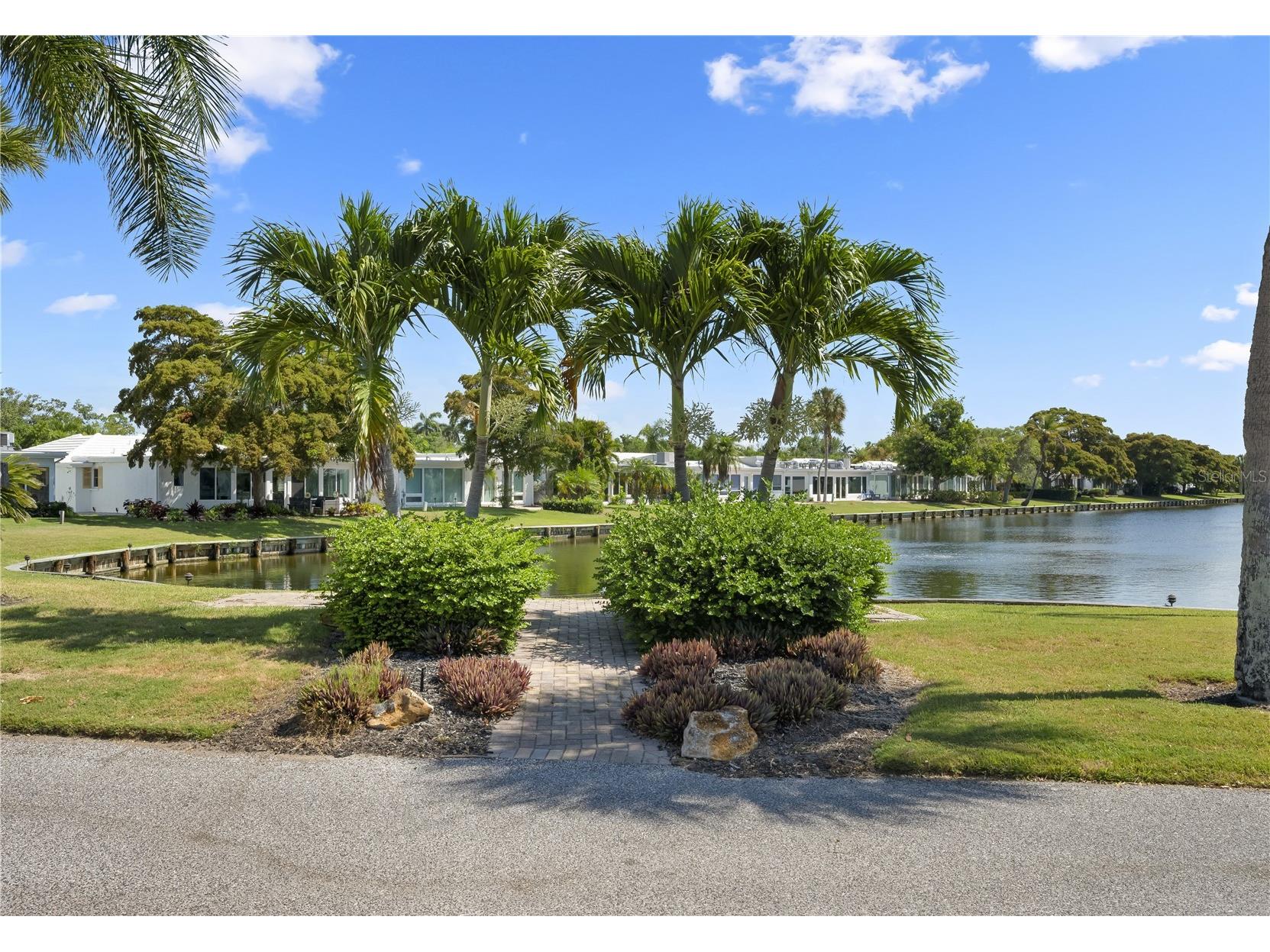 524 Spanish Drive S #125 Longboat Key FL 34228 - GULF OF AMERICA SARASOTA BAY A4698047 image5