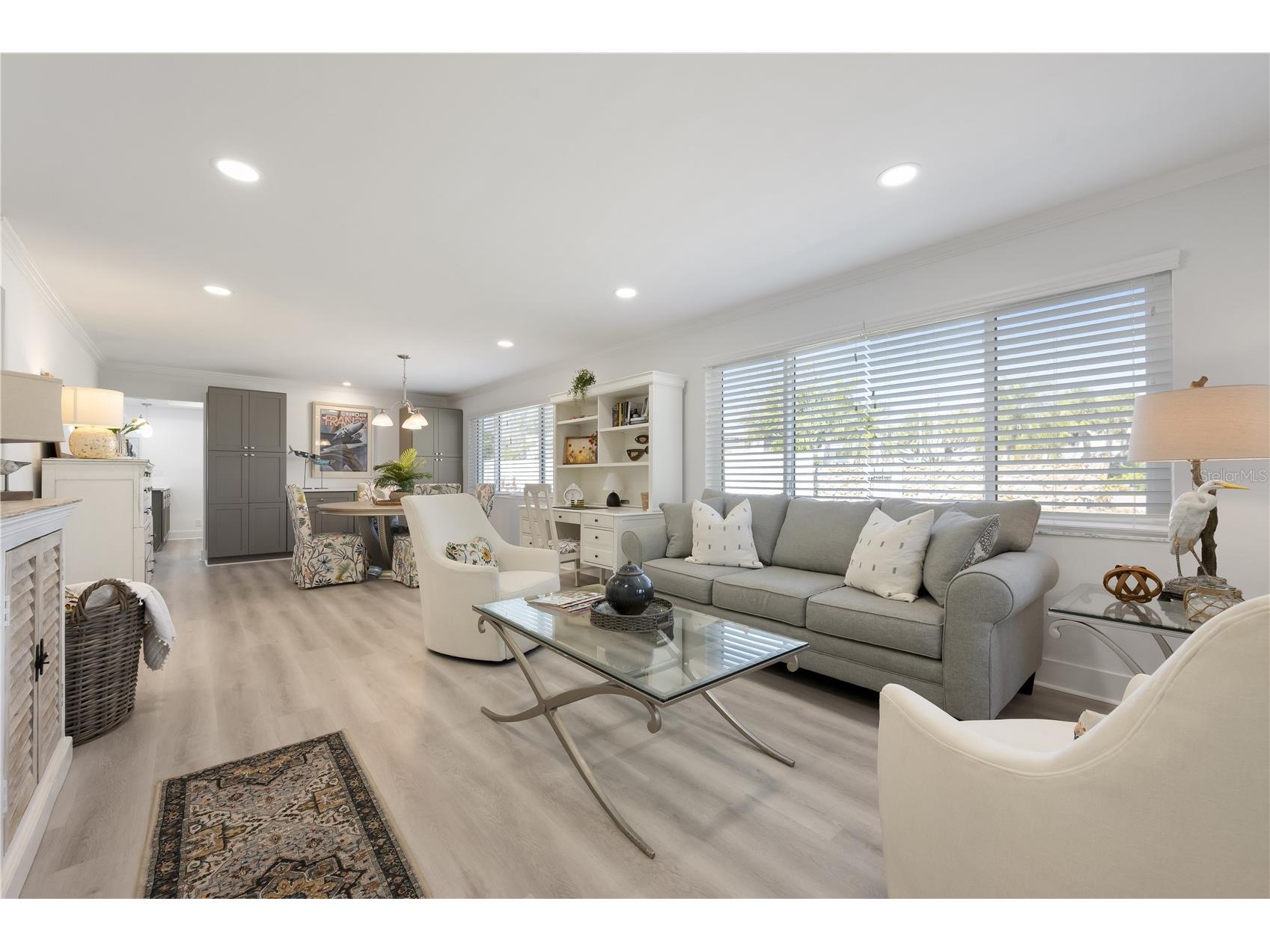 524 Spanish Drive S #125 Longboat Key FL 34228 - GULF OF AMERICA SARASOTA BAY A4698047 image7
