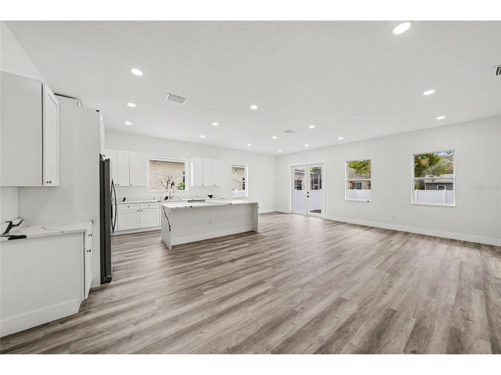 5240 66th Way N Saint Petersburg FL 33709 TB8480201 image11