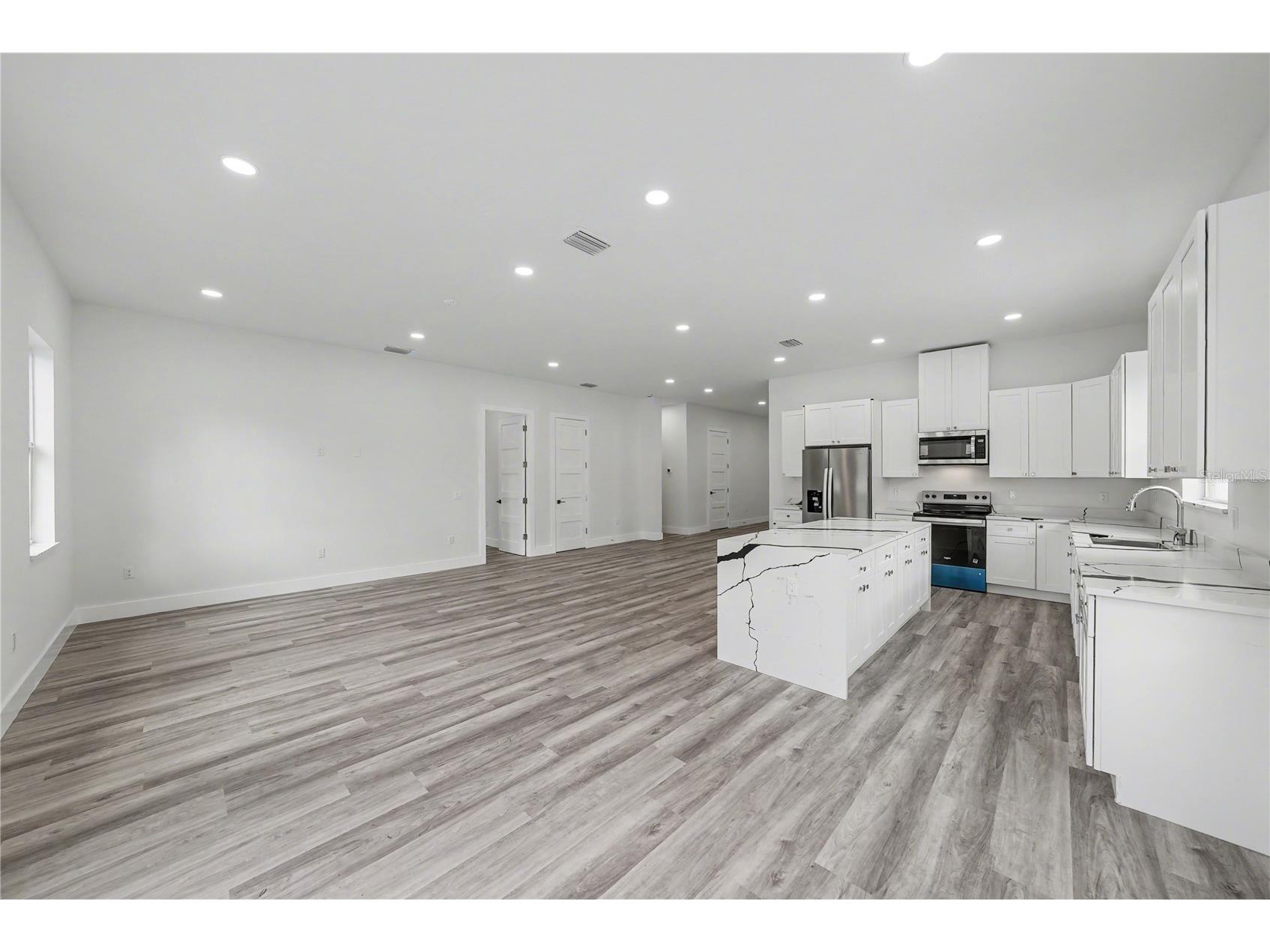 5240 66th Way N Saint Petersburg FL 33709 TB8480201 image15