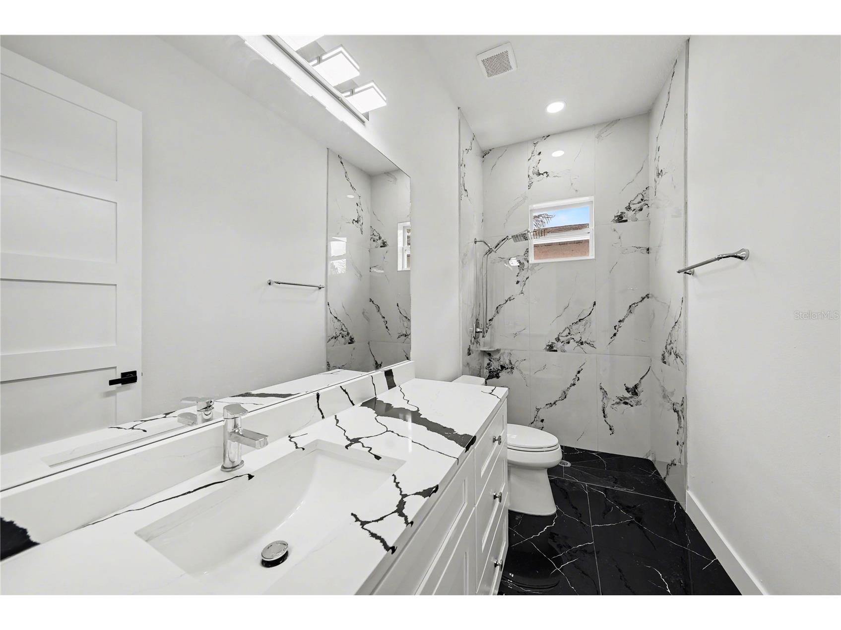 5240 66th Way N Saint Petersburg FL 33709 TB8480201 image37