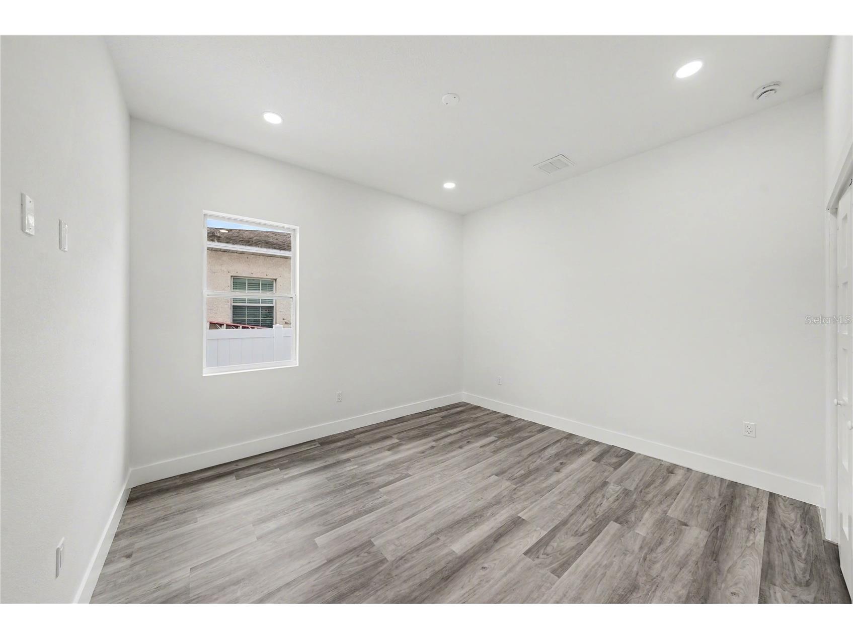 5240 66th Way N Saint Petersburg FL 33709 TB8480201 image39