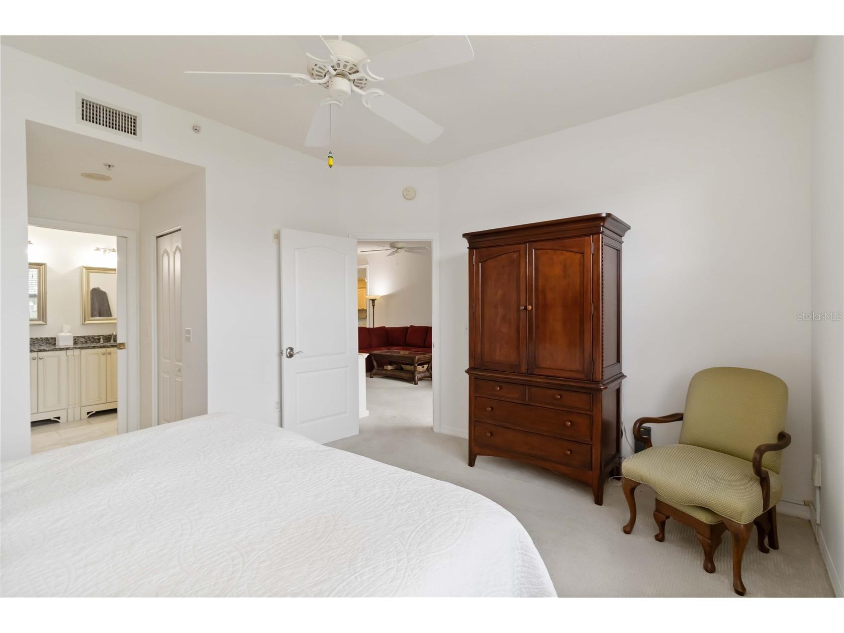 5240 Hyland Hills Avenue #1415 Sarasota FL 34241 A4668246 image18