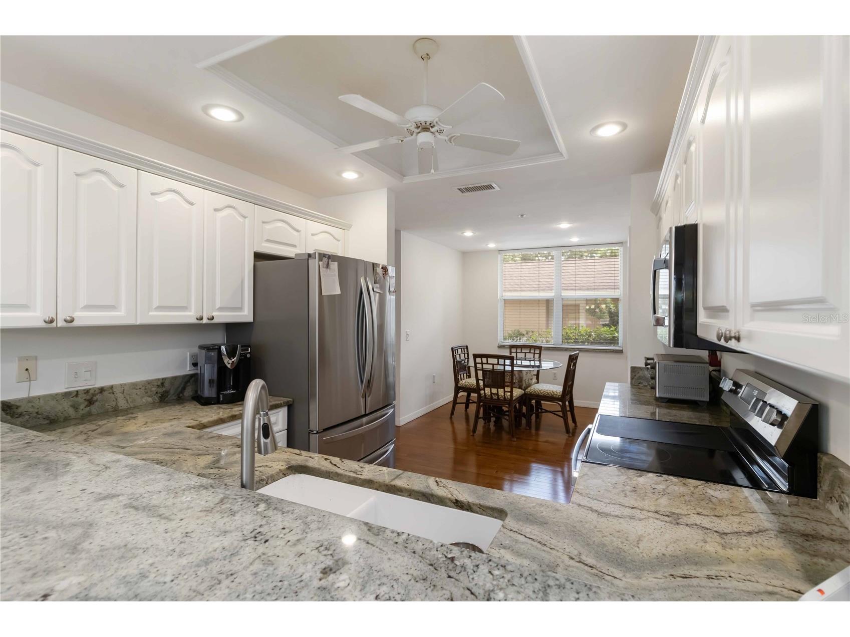 5240 Hyland Hills Avenue #1415 Sarasota FL 34241 A4668246 image3