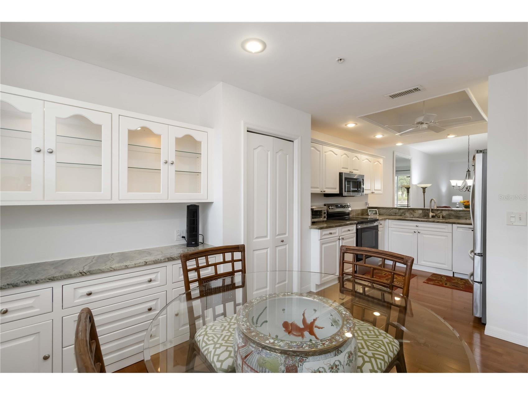 5240 Hyland Hills Avenue #1415 Sarasota FL 34241 A4668246 image5