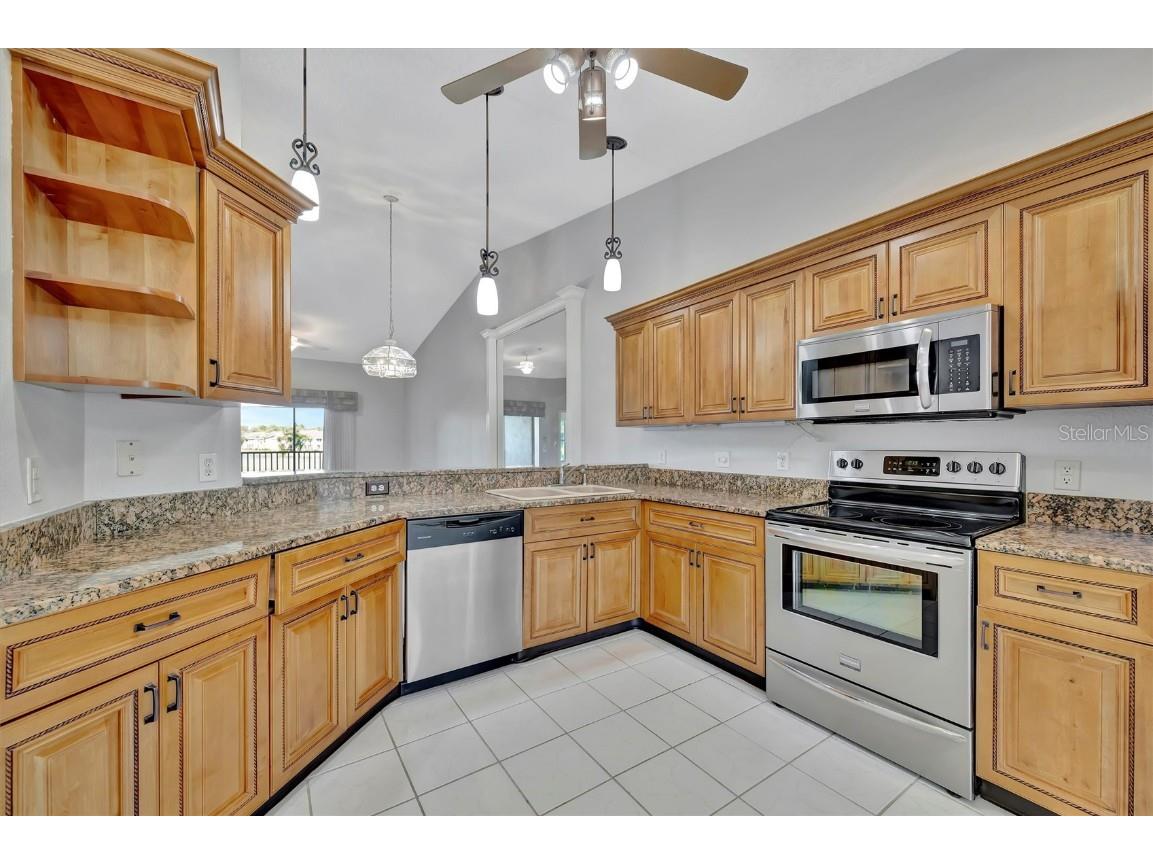 5240 Hyland Hills Avenue #1421 Sarasota FL 34241 A4668576 image11