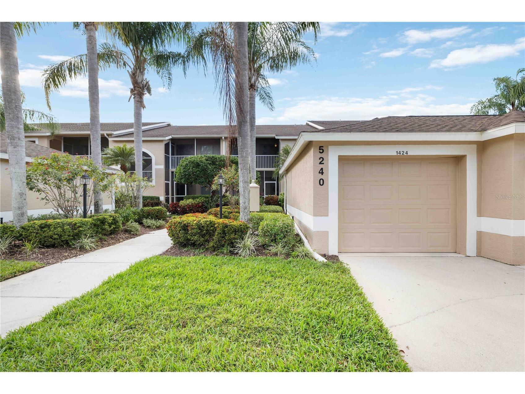 5240 Hyland Hills Avenue #1424 Sarasota FL 34241 A4677873 image1
