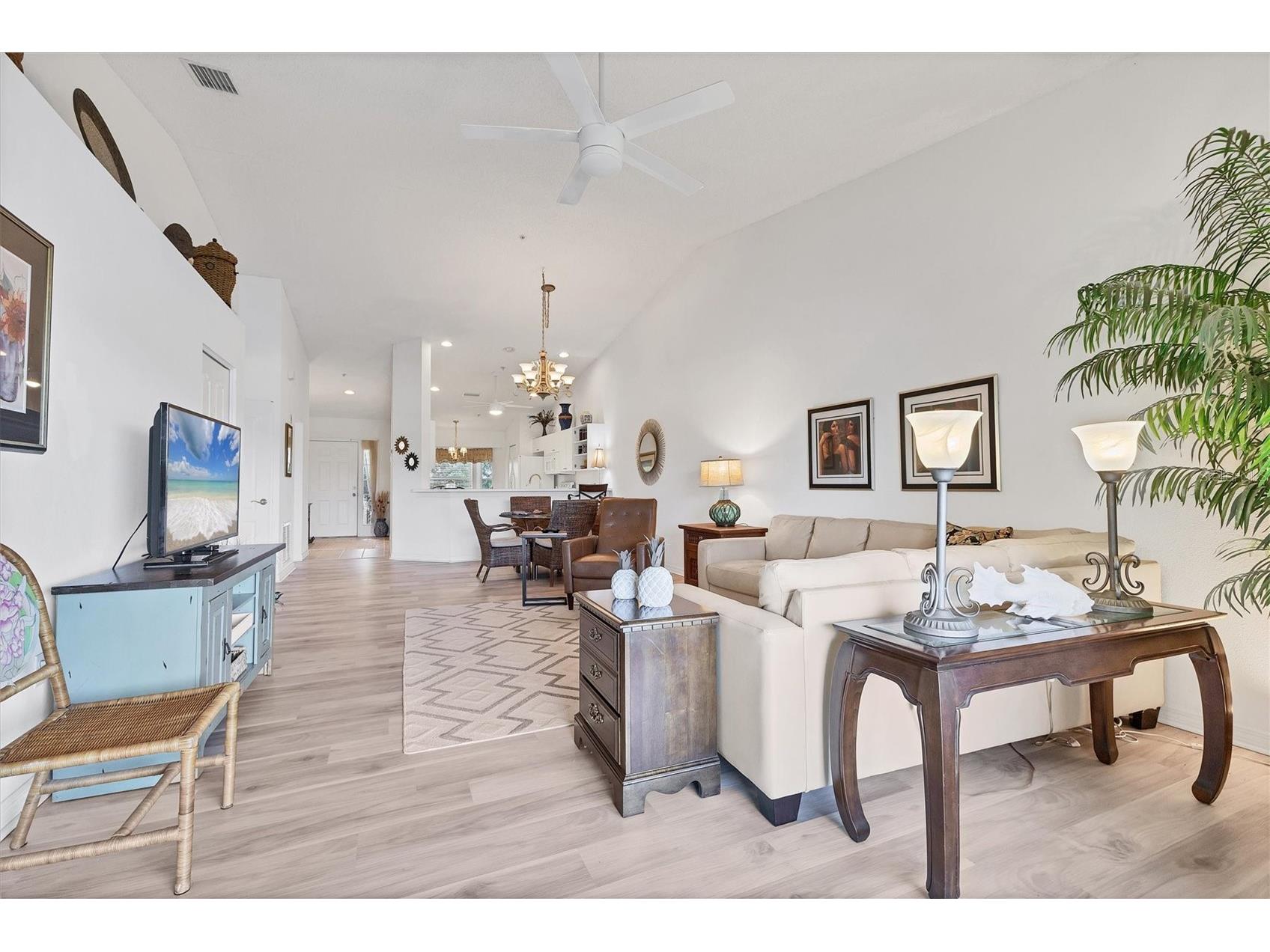 5240 Hyland Hills Avenue #1426 Sarasota FL 34241 A4668470 image15