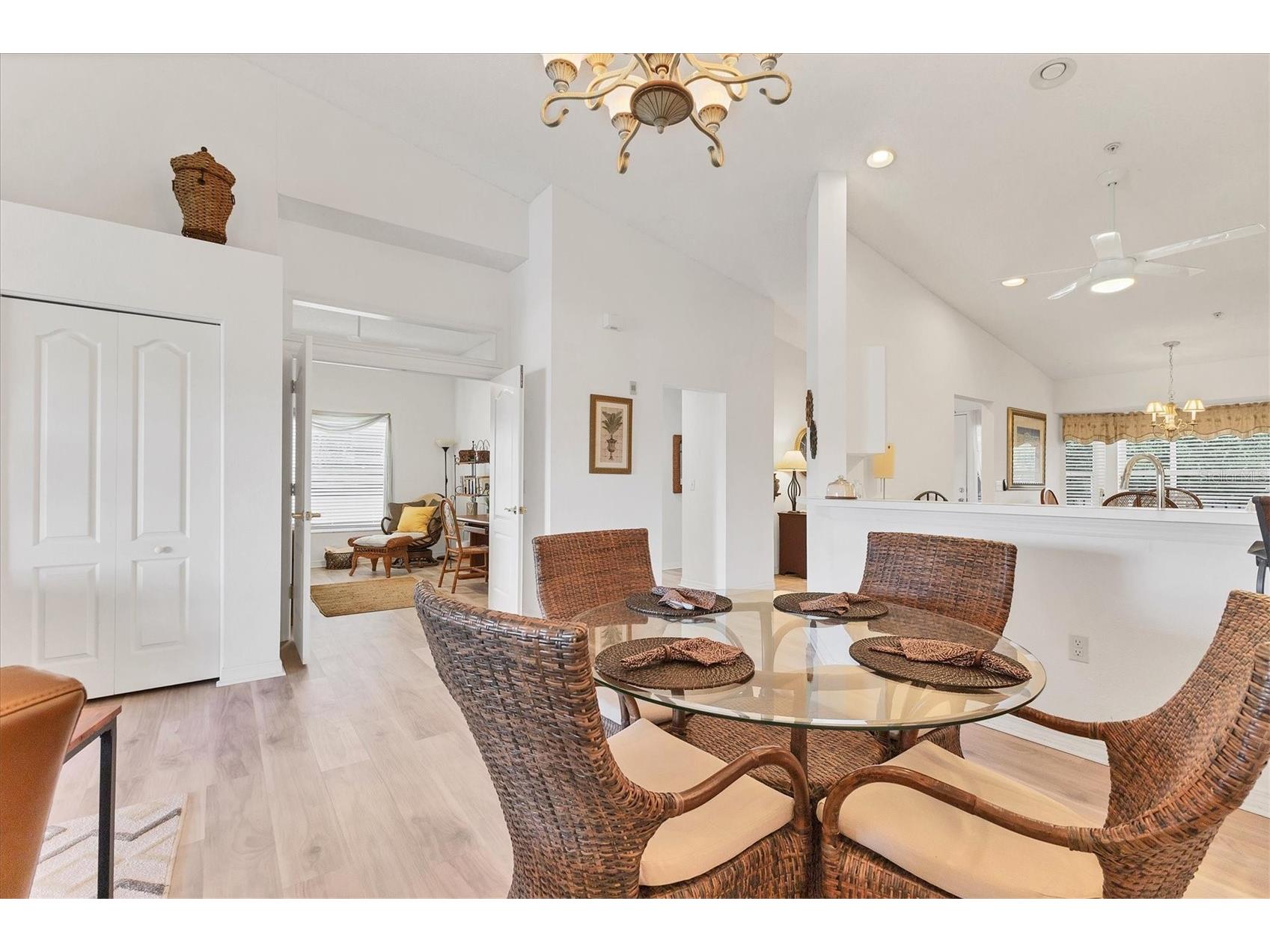 5240 Hyland Hills Avenue #1426 Sarasota FL 34241 A4668470 image18