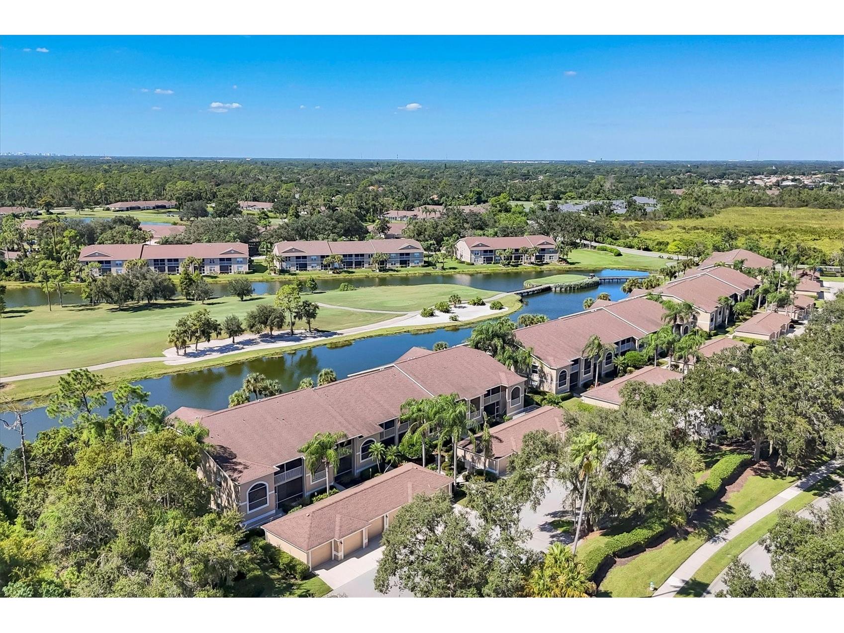 5240 Hyland Hills Avenue #1426 Sarasota FL 34241 A4668470 image3