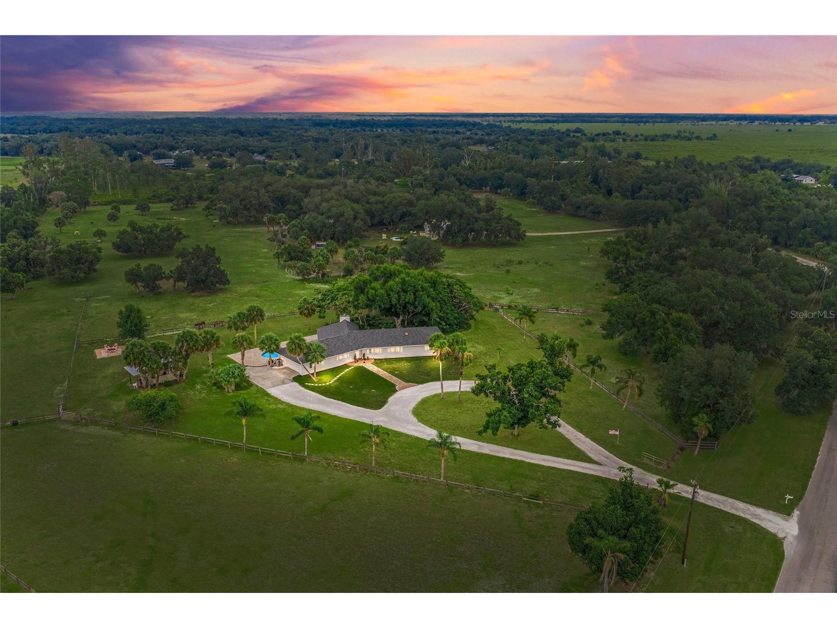 5240 Myakka Valley Trail Sarasota FL 34241 A4696680 image1