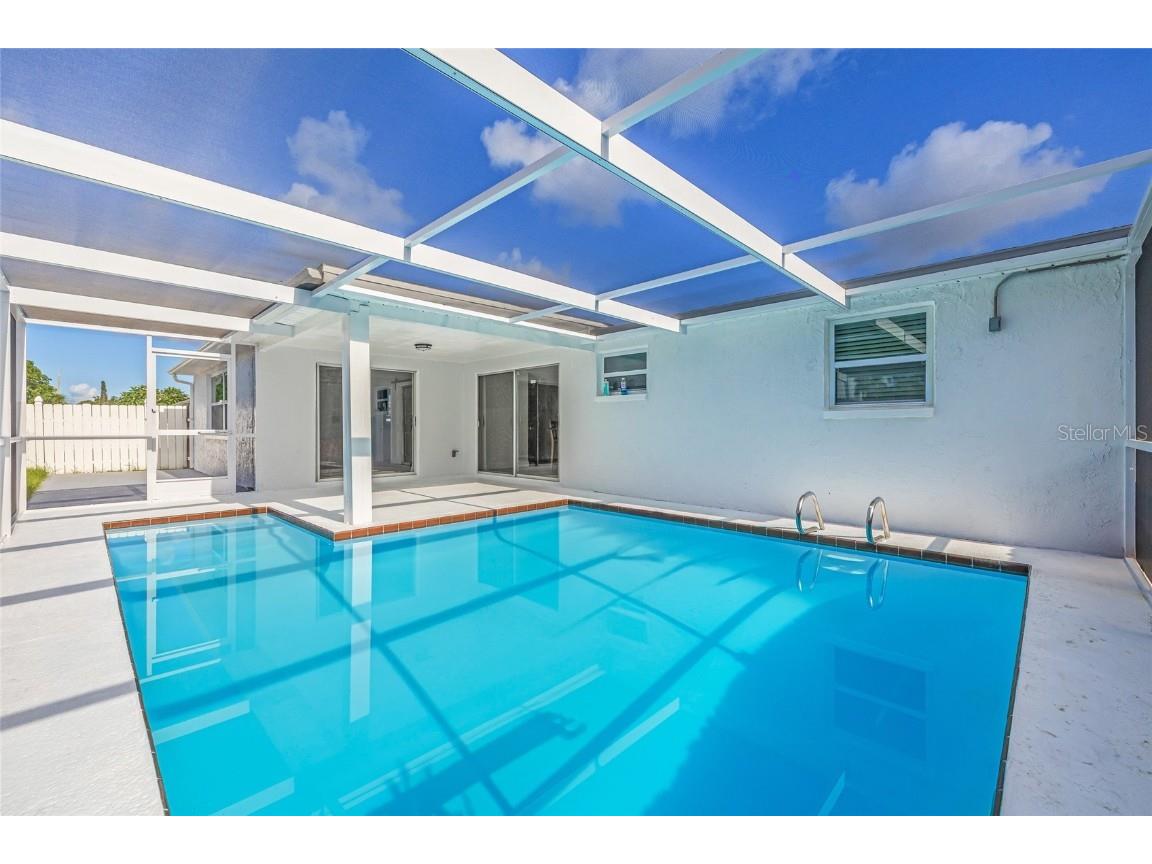 5240 Sparrow Drive Holiday FL 34690 TB8414157 image1