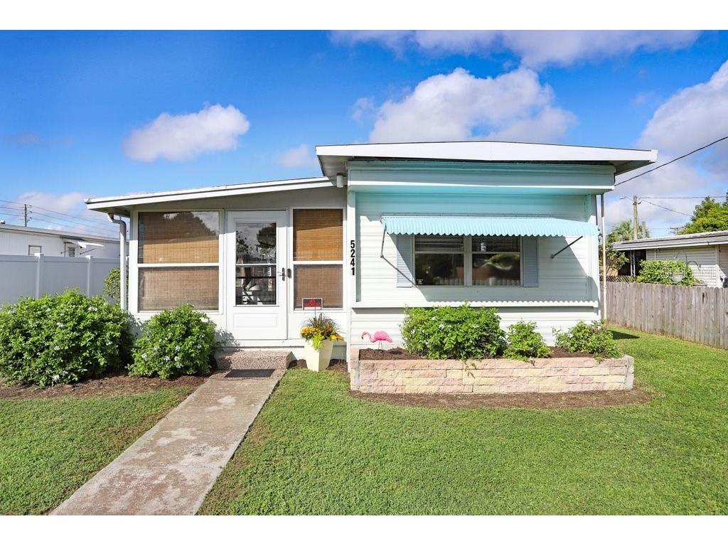 5241 Bolton Drive Zephyrhills FL 33542 TB8433177 image1