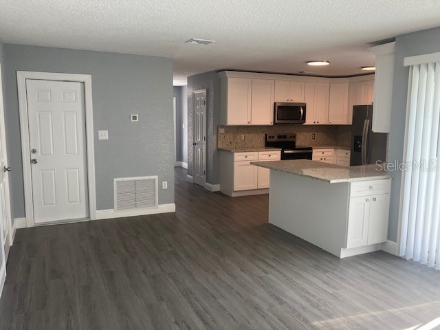 5241 Magnolia Terrace Fruitland Park FL 34731 O6420263 image6