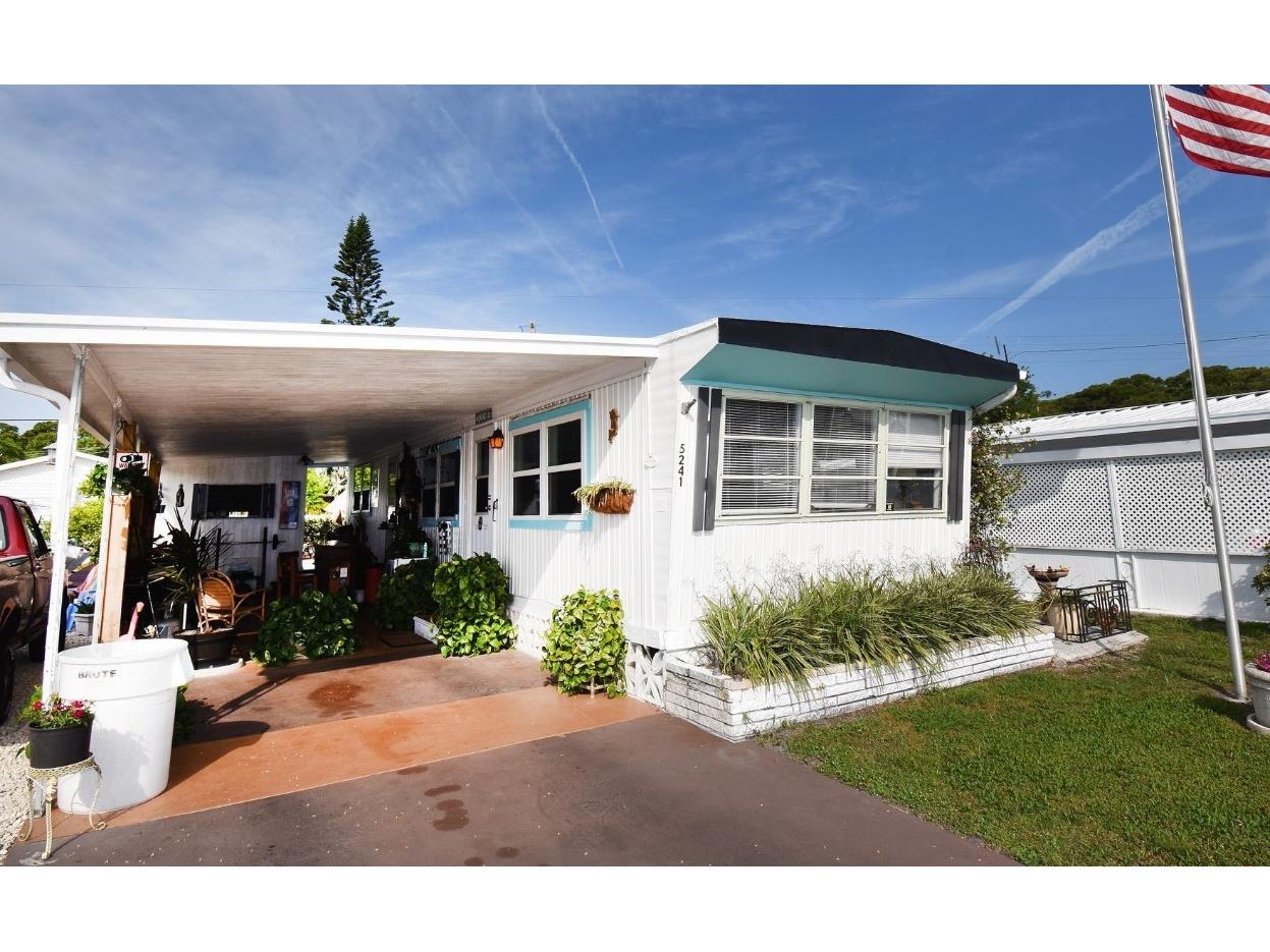 5241 Pebble Beach Avenue Sarasota FL 34234 A4568513 image1