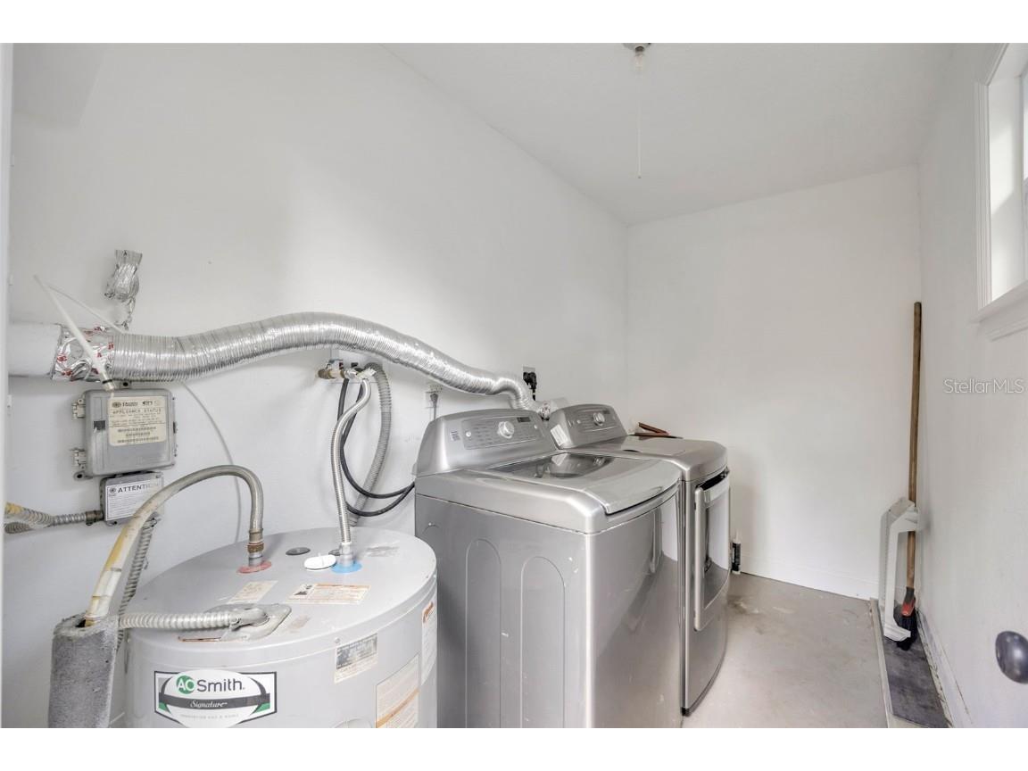 5242 45th Avenue N Saint Petersburg FL 33709 TB8421119 image20