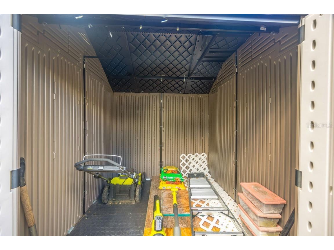 5242 45th Avenue N Saint Petersburg FL 33709 TB8421119 image23