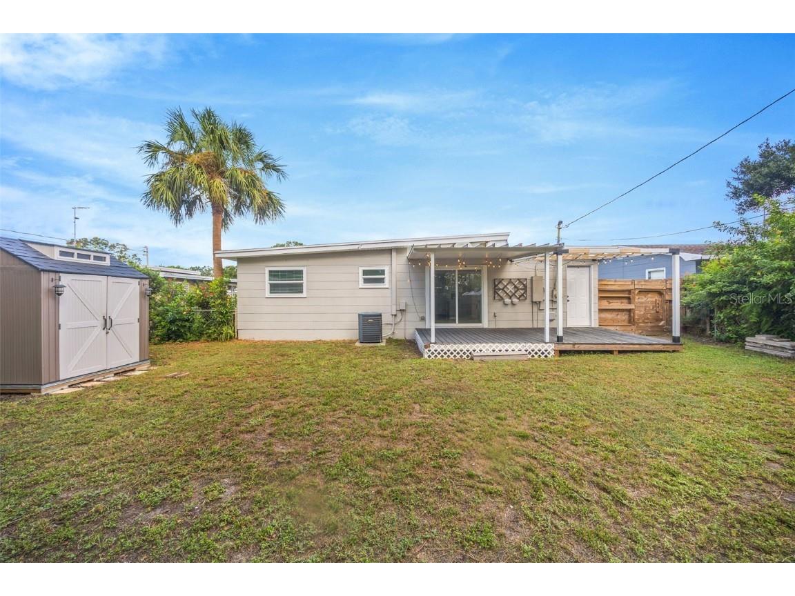 5242 45th Avenue N Saint Petersburg FL 33709 TB8421119 image27