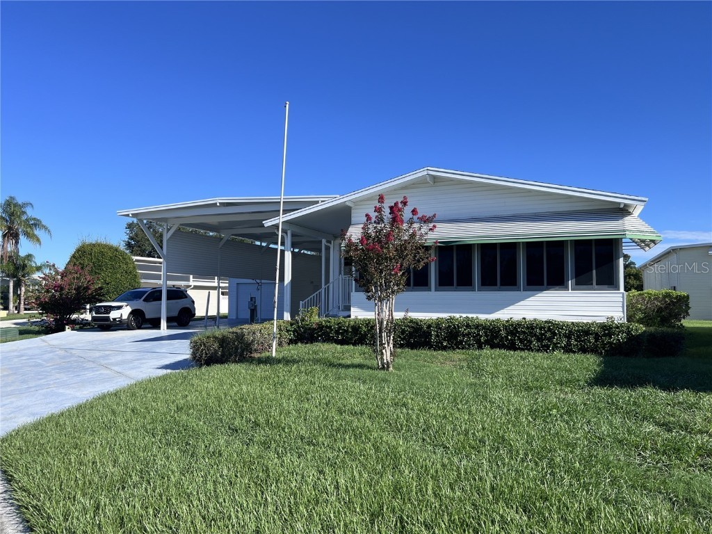 5242 Island View Circle S Polk City FL 33868 P4931022 image1