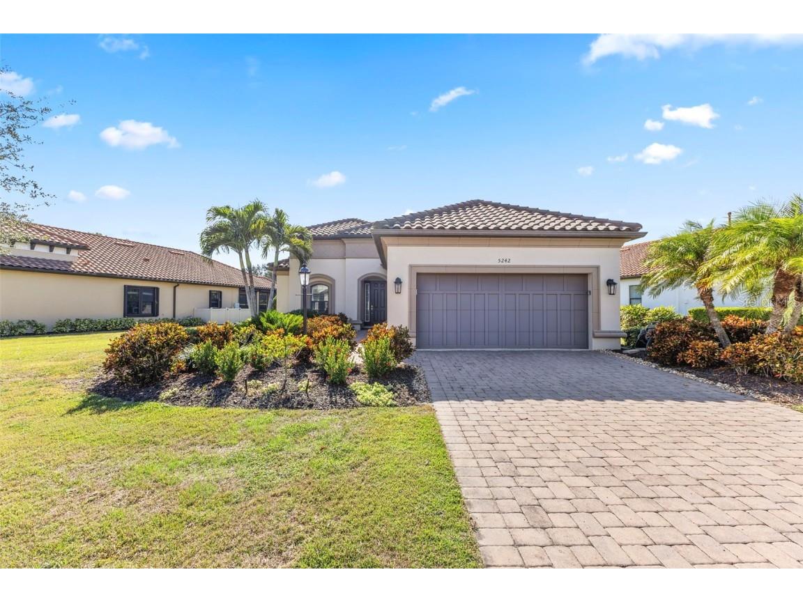 5242 Napoli Run Bradenton FL 34211 A4672286 image1